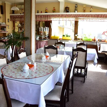 Garni Lav Hotel 3*