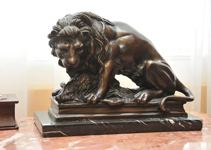 Garni Lav Отель 3*