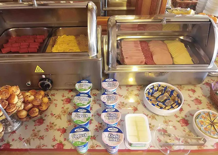 Garni Lav Отель Белград