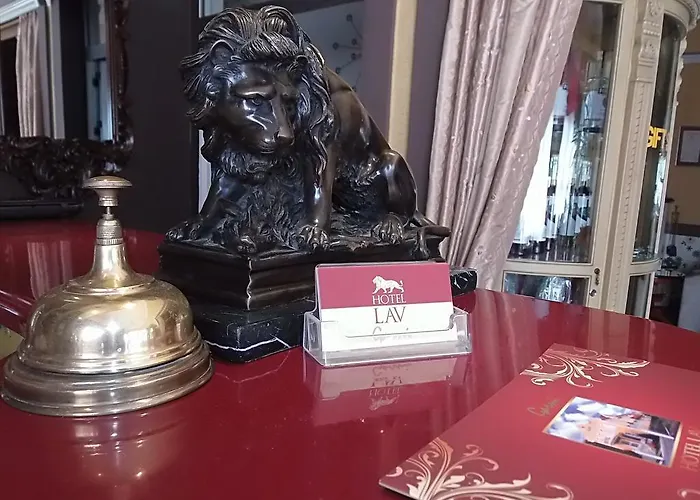 Отель Garni Lav 3*